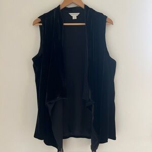 Christopher and Banks Black Velvet Vest Open Front Sleeveless Large Fairy Goth